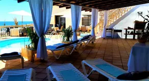 ASHRAM VILLA SUNSHINE - UN PARADISO CON VISTA SPETTACOLARE SUL MEDITERRANEO - Image 3