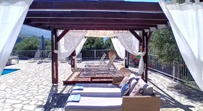 Aloni House - Spacious secluded villa with pool, up to 10 guests - Image 5