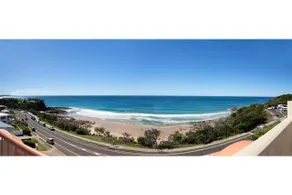 Beachfront Villa - Image 5