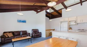 Alpha Centauri - 8 - 39 Gippsland Street - Image 3
