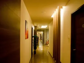 Hotel Maniam Classic - West Wing - Image 4
