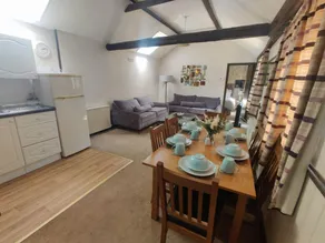 Birds Farm - Image 4