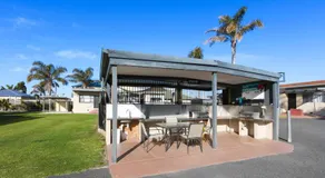 Ocean Bridge Lakes Entrance - Image 3