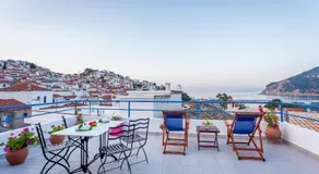 Aggela Guesthouse - Image 2