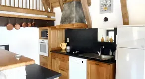 Maison spacieuse à Castelnau-de-Mandailles avec cheminée 250 m² - Image 5