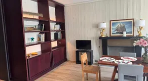 Tour de la chaine, vieux port, Grand Appartement - Image 5