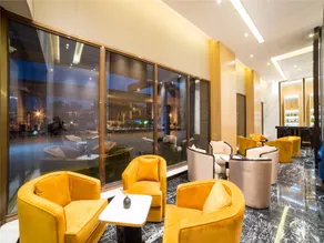 Metropolo Hotel Huazhong University Guanggu Avenue - Image 3