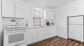 Cozy 1 BR Apt - 3 Blocks to Beach - Sleeps 6 - Image 5