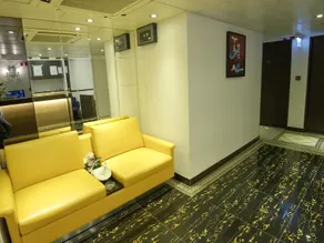 California Hotel - Image 4