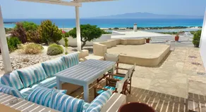 Villa Kamari - Image 3