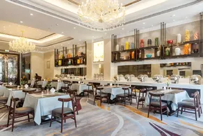 Jin Qian International Hotel - Image 3