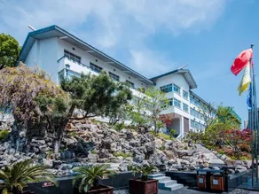 Riverside Garden Holiday Hotel - Image 3