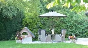 Romantic Greenhouse - Image 5