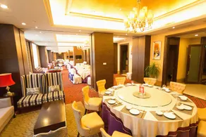 Guomao Hotel - Image 2