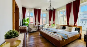 FewoZauber "Pension am Dom", Historische Apartments, Superzentral, 7min zum Schloss - Image 2