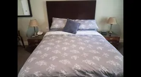 Luxury 2Bedroom Lodge - Image 5