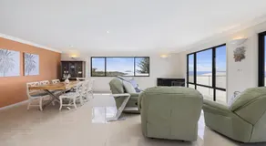Lighthouse at Emerald Beach - Ocean Views, walk to beach - Image 3