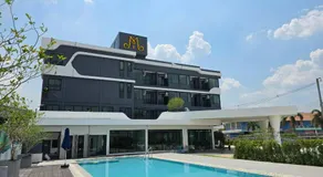 Manee Mantra Hotel, Kanchanaburi - Image 2