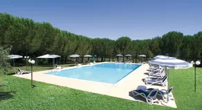 Ranch Hotel - Image 5