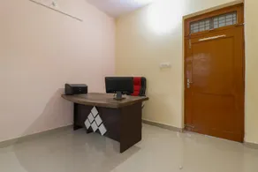 Hotel O Devine - Image 3