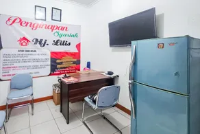 RedDoorz Syariah near Citimall Sukabumi - Image 2