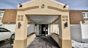 Super 8 by Wyndham Bangor - Image 2