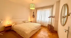 Entire Apartment 2 Bedrooms Up to 4 Guests - Image 2