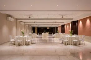 club skypark hotel&resort - Image 2