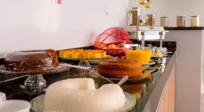 KK Palace Hotel - Image 5