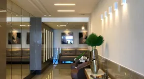 Magnífico APARTAMENTO de Charme - 3 quartos AR CONDICIONADOS SPLIT - Beira Mar, 2 banheiros, 2 Vagas Garagem, 4 Varandas, 2 Elevadores, Redes para Descanso, Wi-Fi, Air Fryer, Disney Plus, HBO Max, Cadeiras de Praia e Caixa Térmica - Image 4