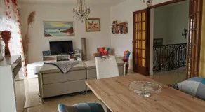 Appartement dans villa avec jardin et piscine privée 4 personnes - Image 3