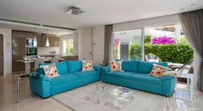 Holidays & Home Beachfront Neptuno I, Sea Views,Pool,Garden, Elviria - Image 4