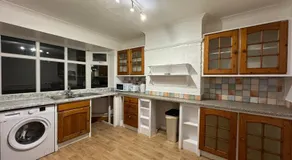 Redhill Gatwick Serviced Accommodation - Image 5