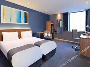 Travelodge London City - Image 5