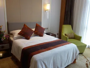 Shanghai Manhattan Hotel Minhang - Image 2