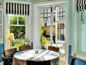 The Seaview Hotel And Restaurant - Image 3
