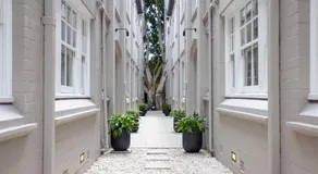 Mulwarree Avenue Apartments by Urban Rest - Image 4