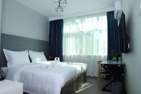 Heyi Boutique Hotel (Wuyi Ancient City Branch) - Image 4