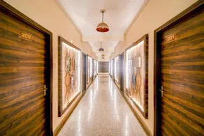 Hotel O Flagship vasundhara inn - Image 2
