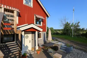 Workers Home • 8 Beds • Free Parking • All-Inc - Image 2