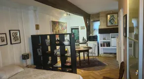 Independent Master suite, 18th century home - Image 4