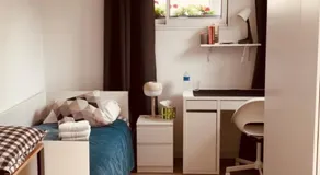 Chambre privée avec terrasse et jardin - Image 4