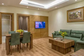 Classical Hotel Suites - Image 4