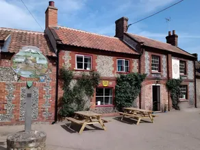 The Three Horseshoes - Image 2