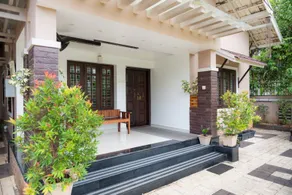 Swasth- Premium Luxury Room in a Riverside Villa - Image 3