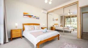 Peaceful Bushland Retreat with Treetop Hills Views - Image 2