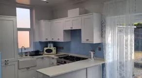 8 Guests - Free Parking - Full Equipped House - Image 2