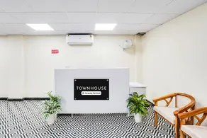 Townhouse Sector 121 Noida - Image 4