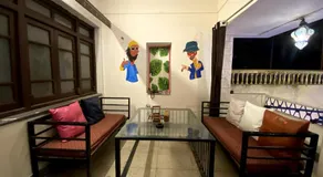 Blue town Hostel & Cafe - Image 2