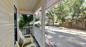 The Yellow House - Image 3